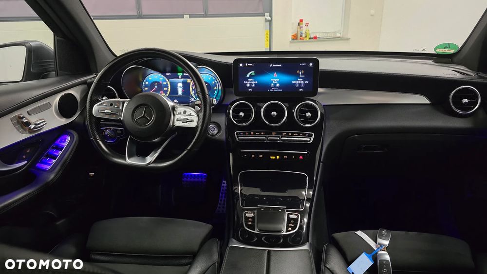 Mercedes-Benz GLC 300 de 4Matic 9G-TRONIC AMG Line Plus - 15