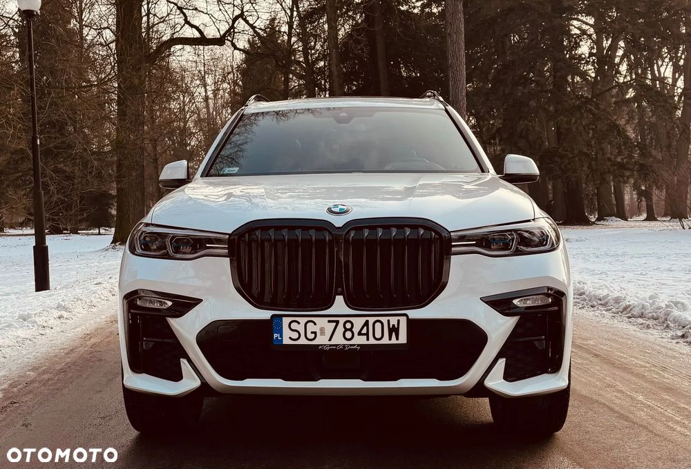 BMW X7 xDrive40i - 7