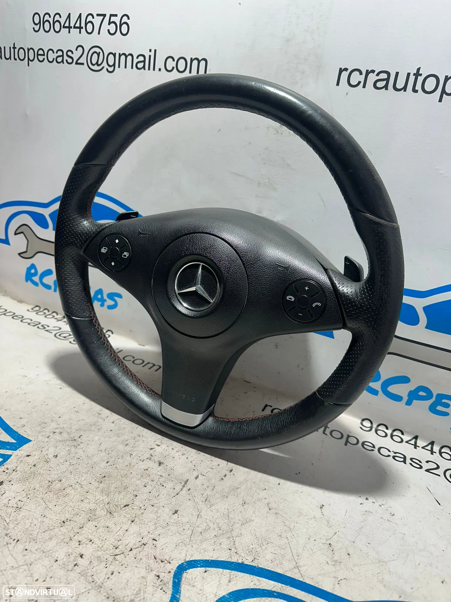 .Volante Airbag Pele Perfurada Comandos Multifunções Patilhas Bordado Vermelho AMG Mercedes-Benz Classe SLK R171 2003 - 2011 - 4