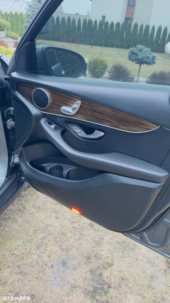 Mercedes-Benz GLC - 26