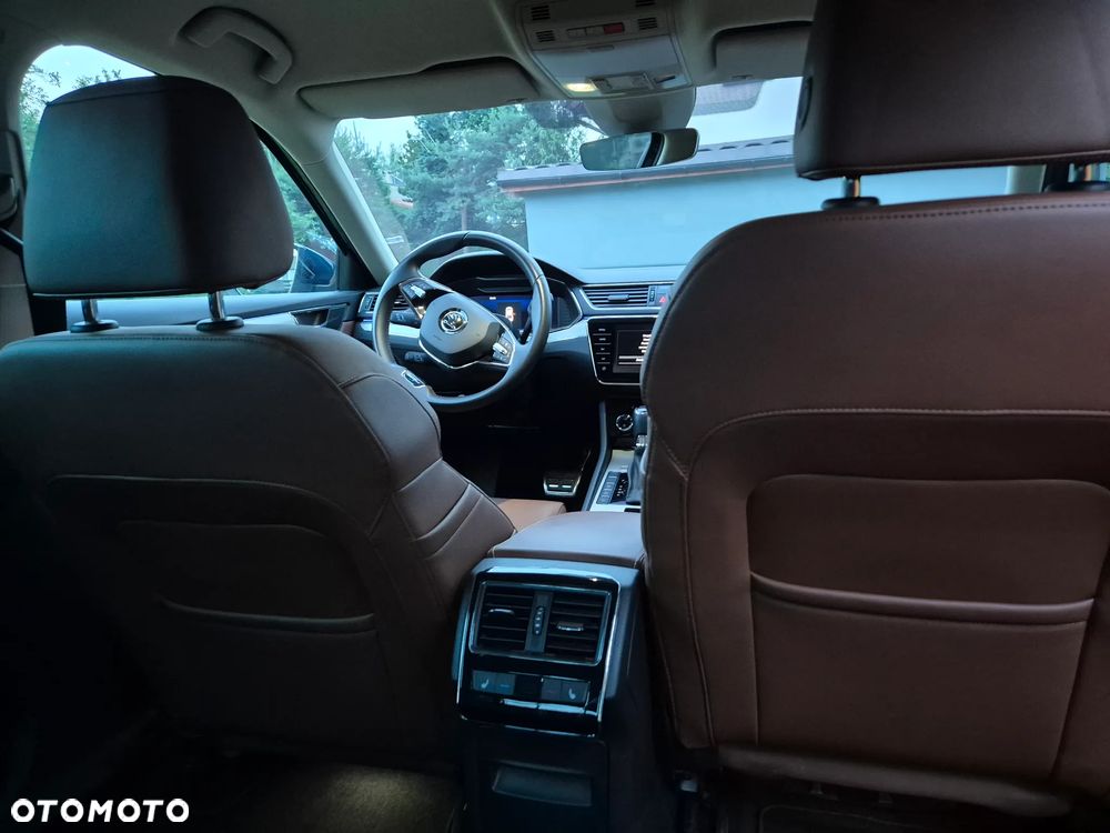 Skoda Superb 2.0 TDI SCR L&K DSG - 15