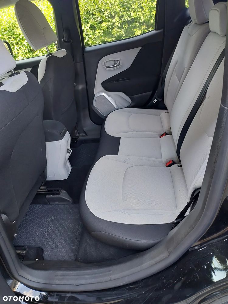 Jeep Renegade 1.6 E-TorQ Longitude FWD - 8