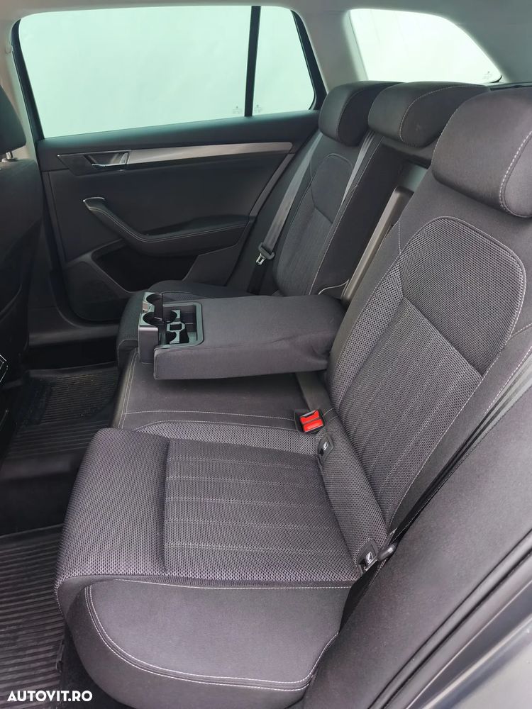 Skoda Superb 2.0 TDI 4x4 DSG Premium Edition - 10