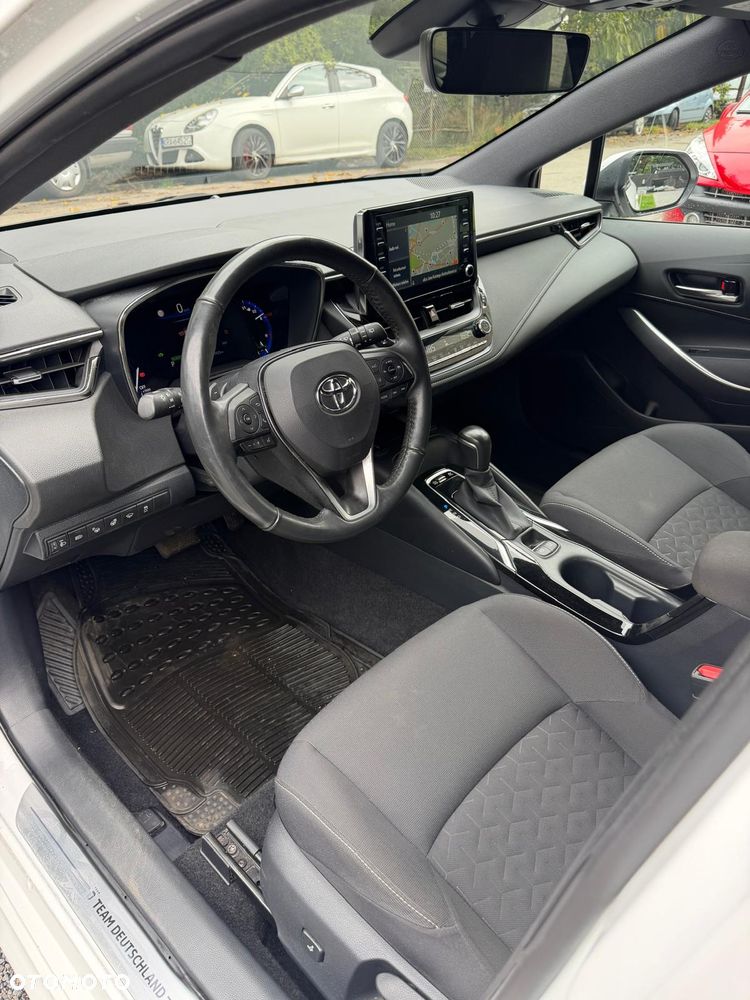 Toyota Corolla - 18