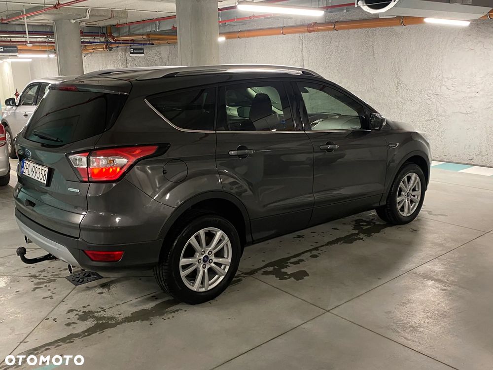 Ford Kuga 1.5 EcoBoost 2x4 Titanium - 6