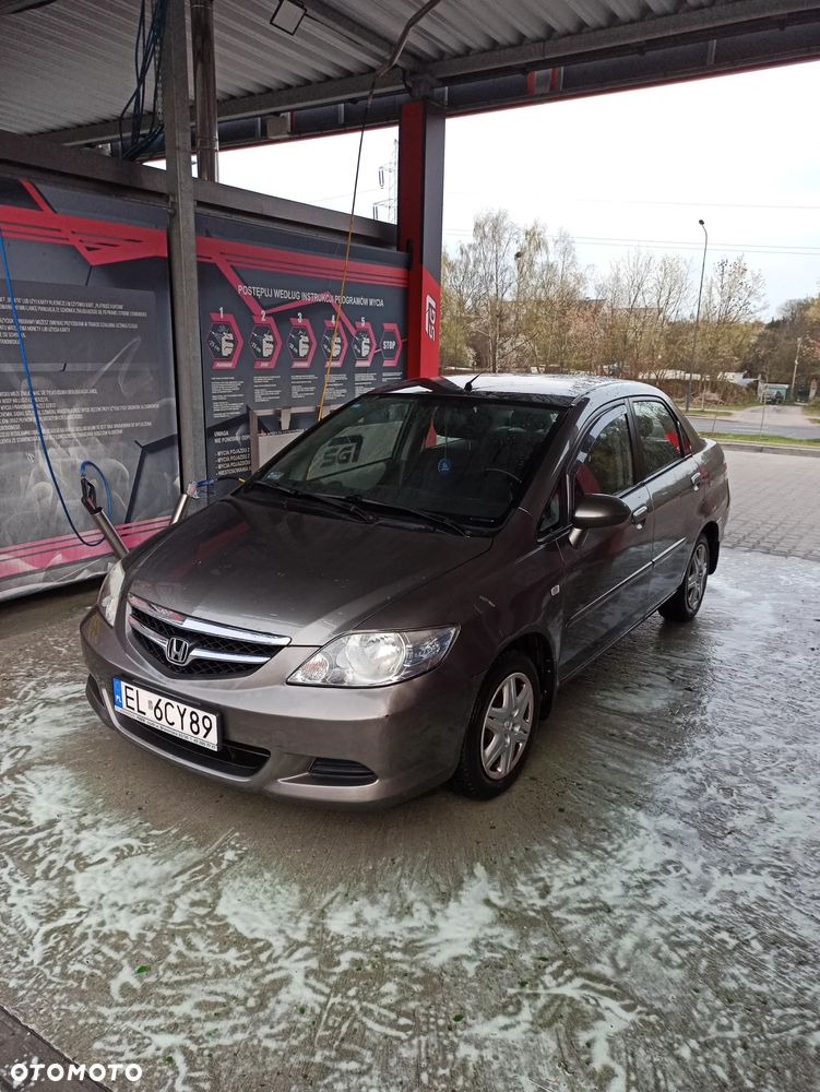 Honda City 1.4 Comfort - 5