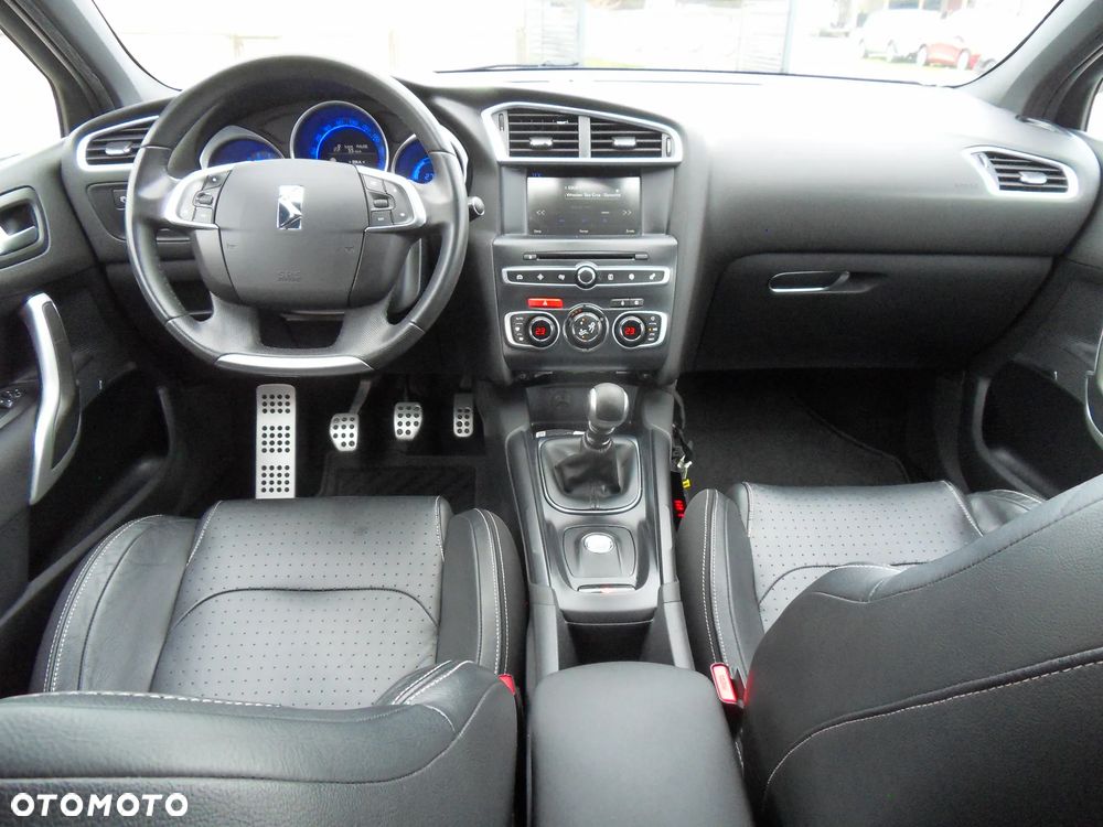 Citroën DS4 BlueHDi 150 S&S Business Class - 11