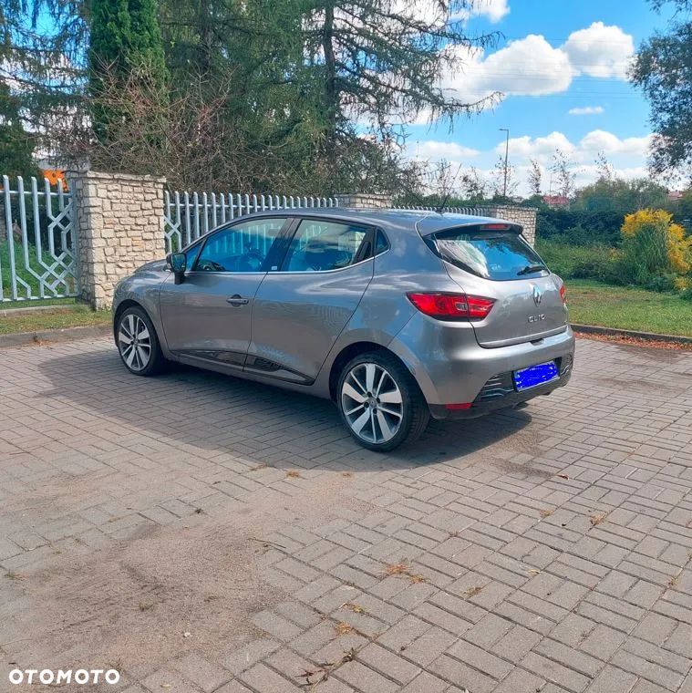 Renault Clio - 2