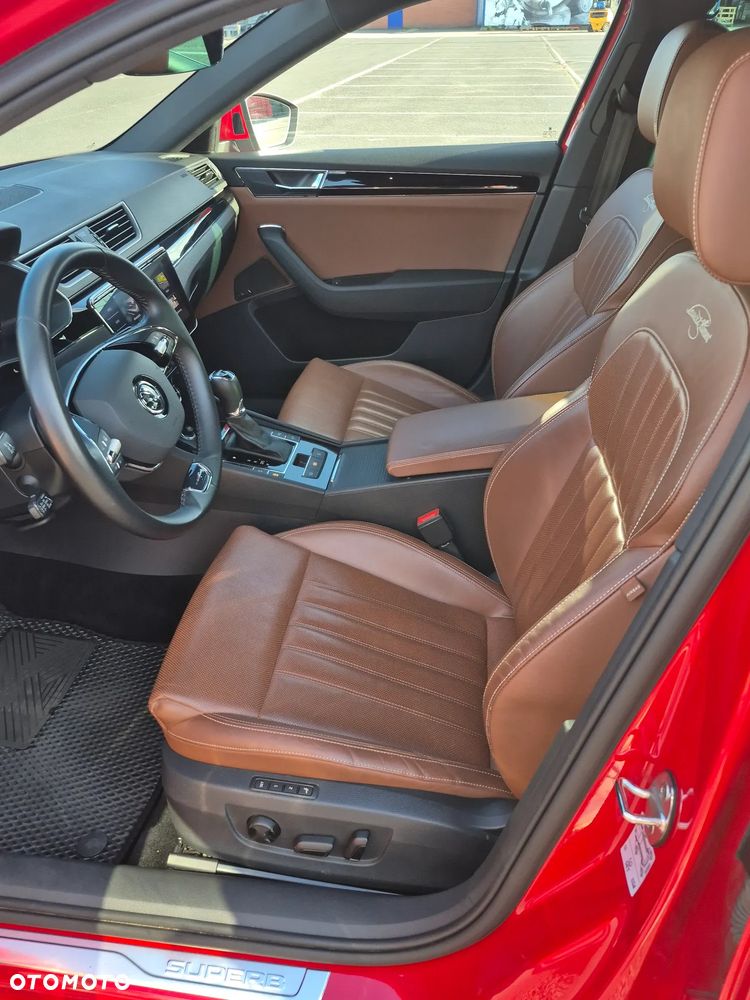 Skoda Superb 2.0 TDI SCR 4x4 L&K DSG - 14