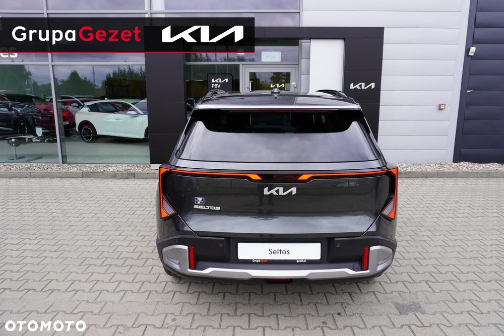 Kia Seltos - 3