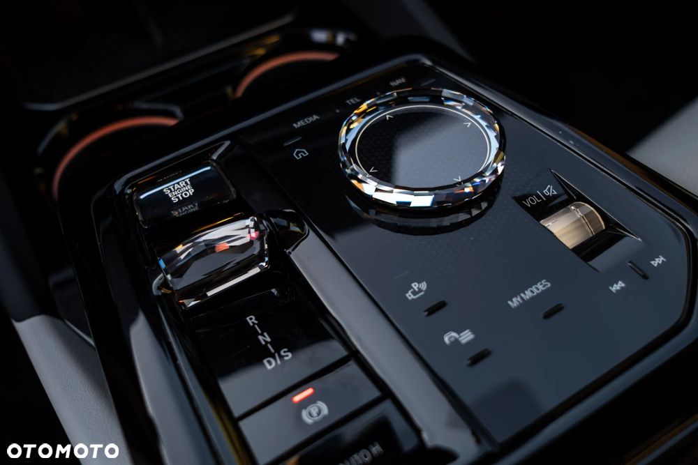 BMW Seria 5 - 24