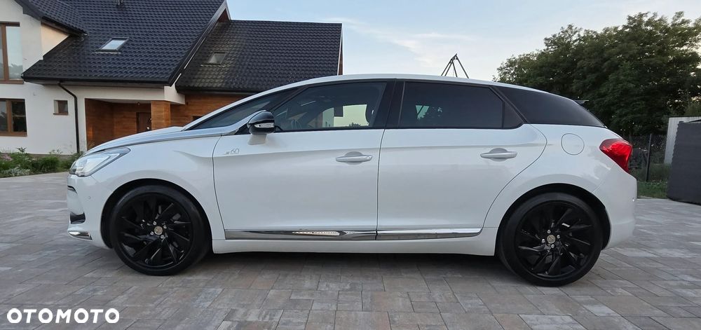 DS Automobiles DS 5 - 7