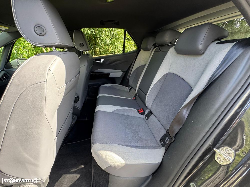 VW ID.3 58 kWh 1st - 35