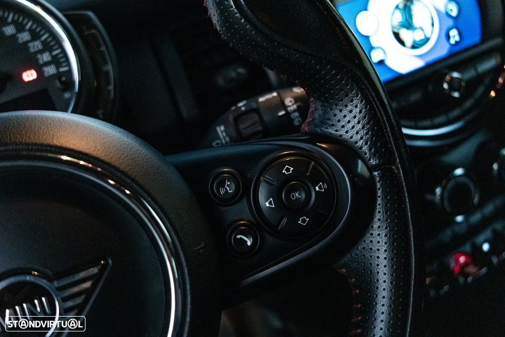 MINI 5 Portas One D - 28