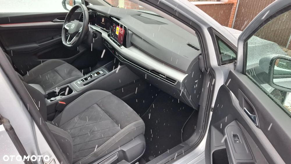 Volkswagen Golf Variant 2.0 TDI SCR DSG Life - 17