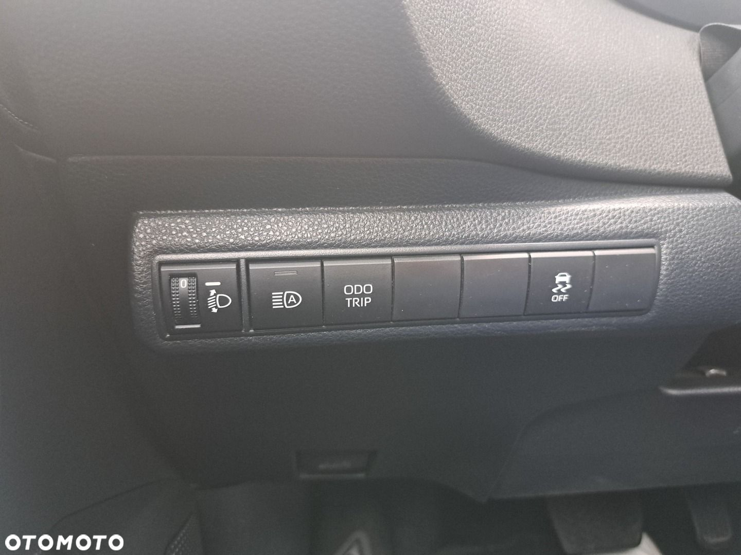 Toyota Corolla 1.8 Hybrid Comfort - 15