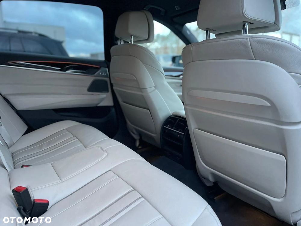 BMW Seria 6 640d xDrive Edycja M Sport - 21