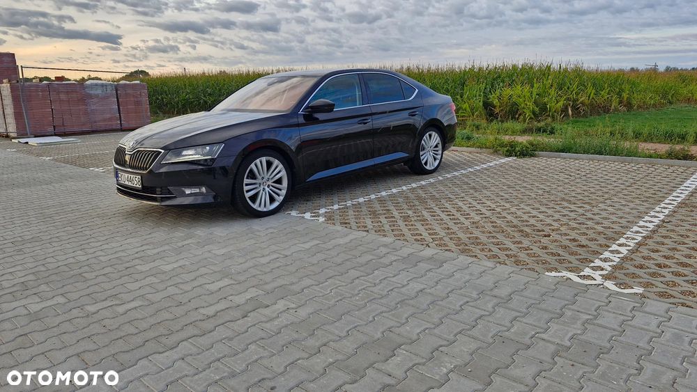Skoda Superb 2.0 TDI Style DSG - 1