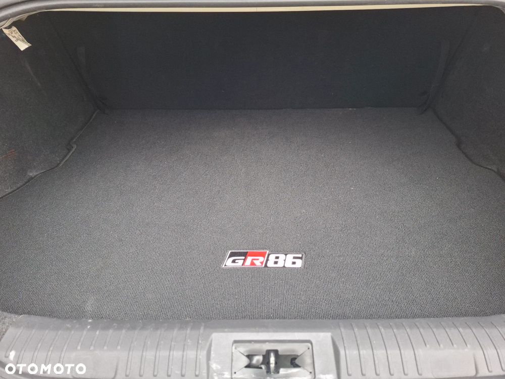 Toyota GR86 - 17