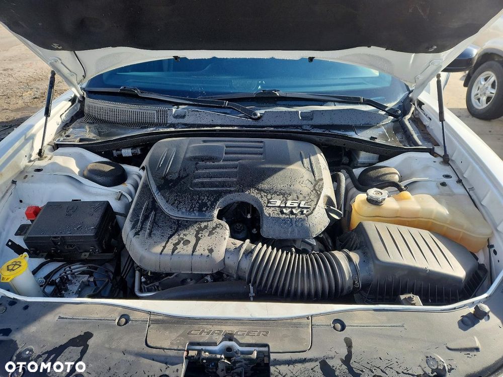Dodge Charger 3.6 GT - 11