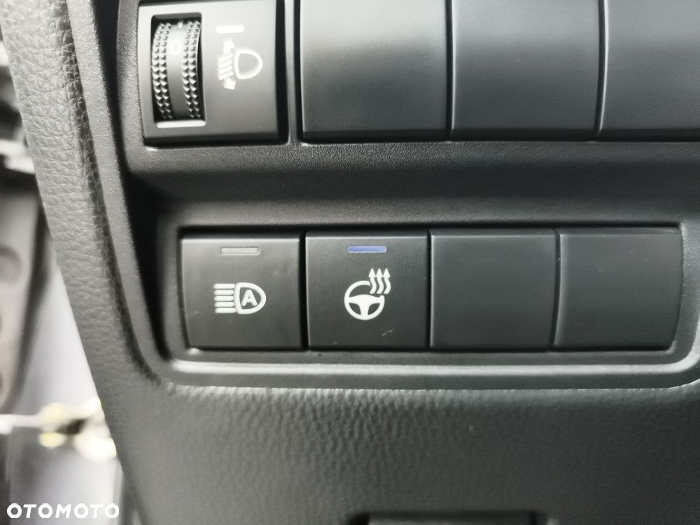 Toyota Yaris Hybrid 1.5 Style - 23