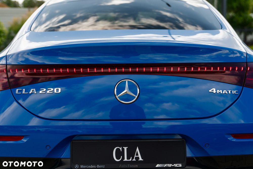 Mercedes-Benz CLA - 10