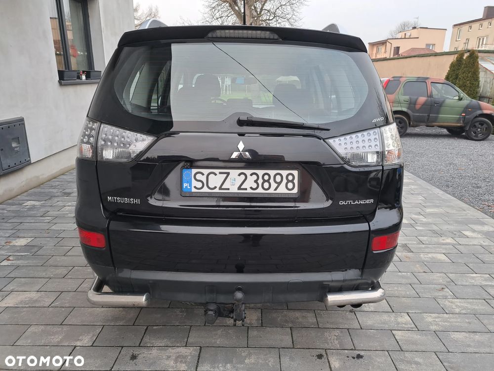 Mitsubishi Outlander 2.0 DI-D 4WD Intense - 7