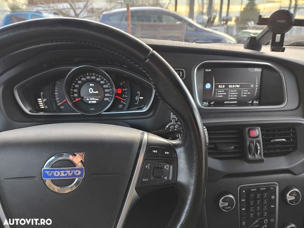 Volvo V40 D3 Momentum - 15
