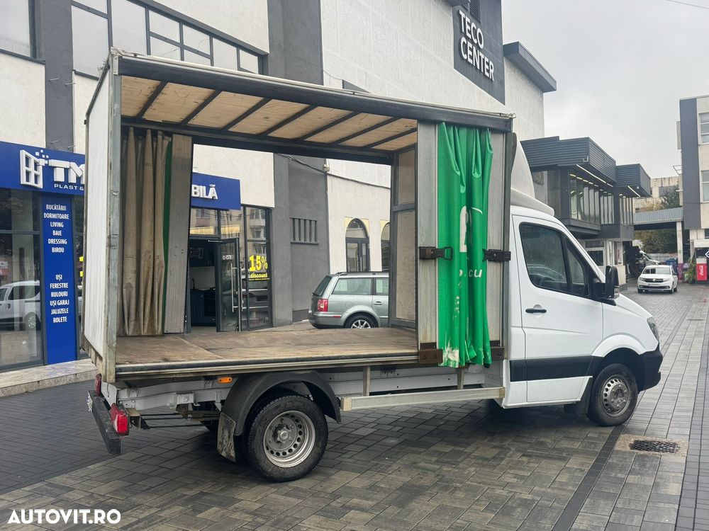 Mercedes-Benz Sprinter - 2