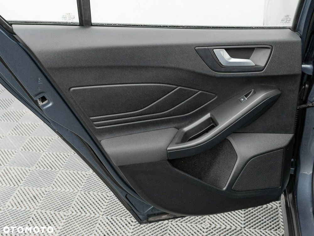 Ford Focus - 21