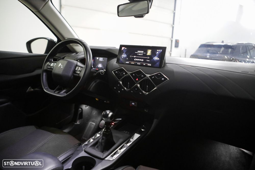 DS DS3 Crossback 1.2 PureTech Bastille - 29
