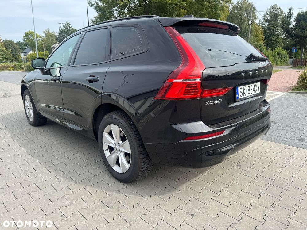 Volvo XC 60 B4 B Essential - 19