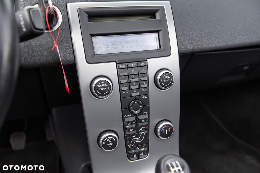 Volvo C70 2.4i Momentum - 17