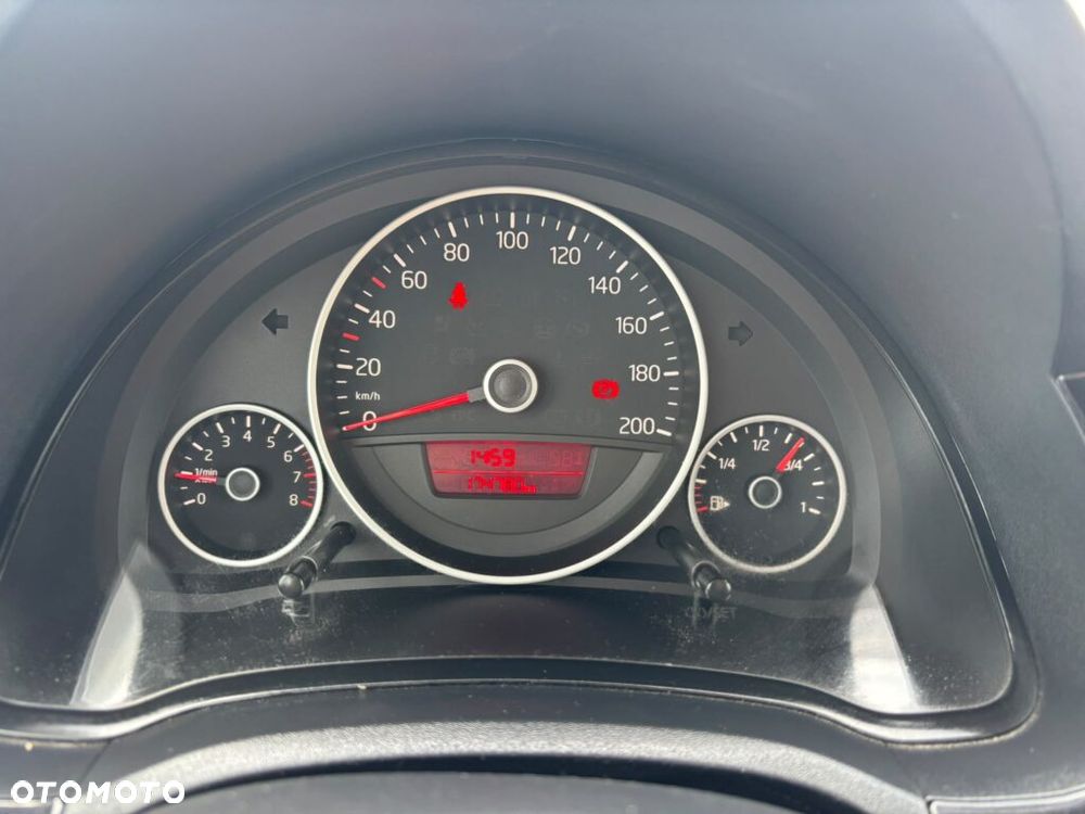 Volkswagen up! club - 5