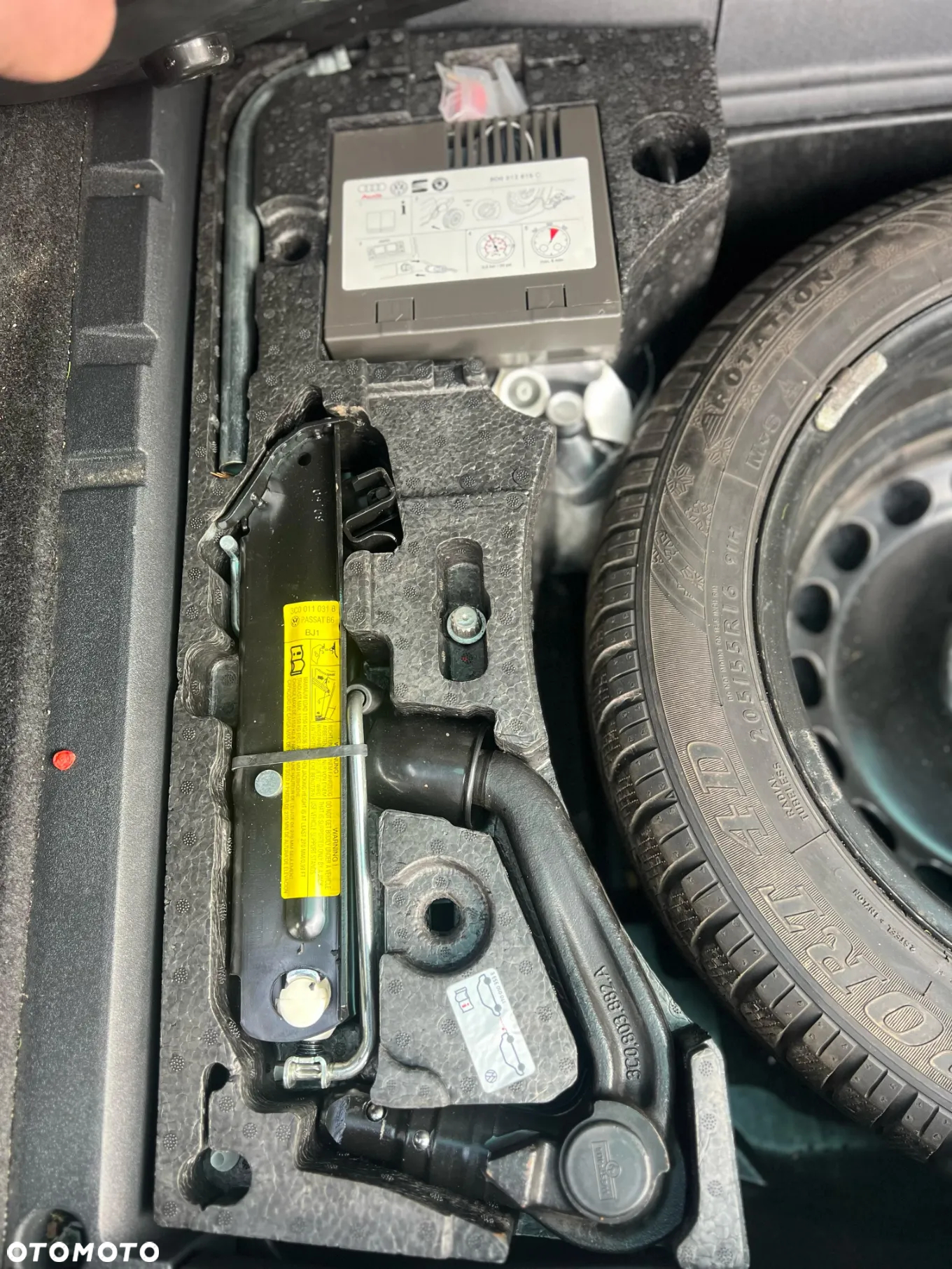 Volkswagen Passat 2.0 TDI DPF BlueMot Comfortline - 7