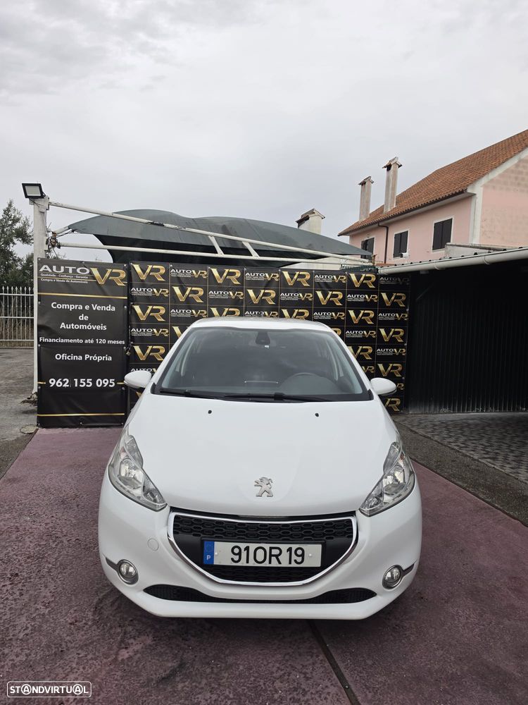 Peugeot 208 - 6