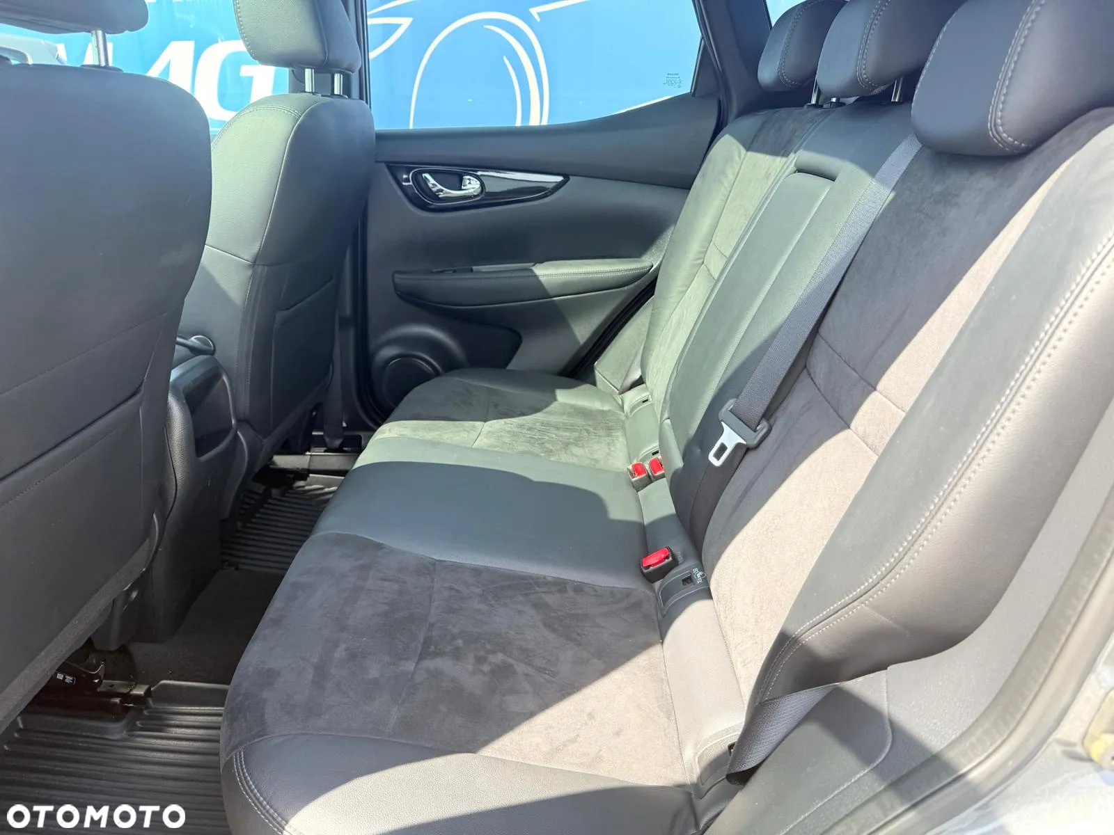 Nissan Qashqai 1.6 dCi Xtronic TEKNA - 15