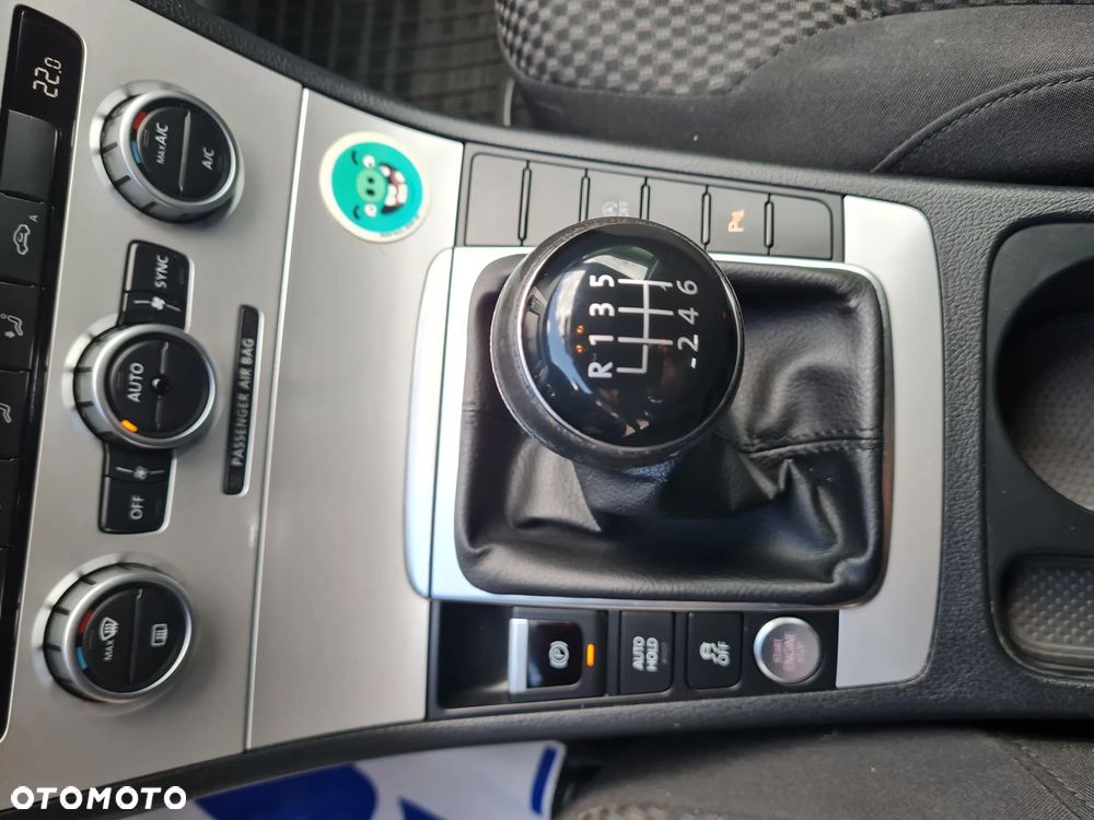 Volkswagen Passat 2.0 TDI Comfortline Optimum - 22