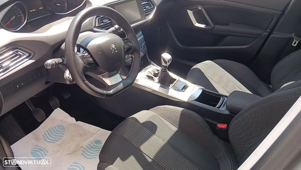 Peugeot 308 1.6 BlueHDi Allure J18 - 2