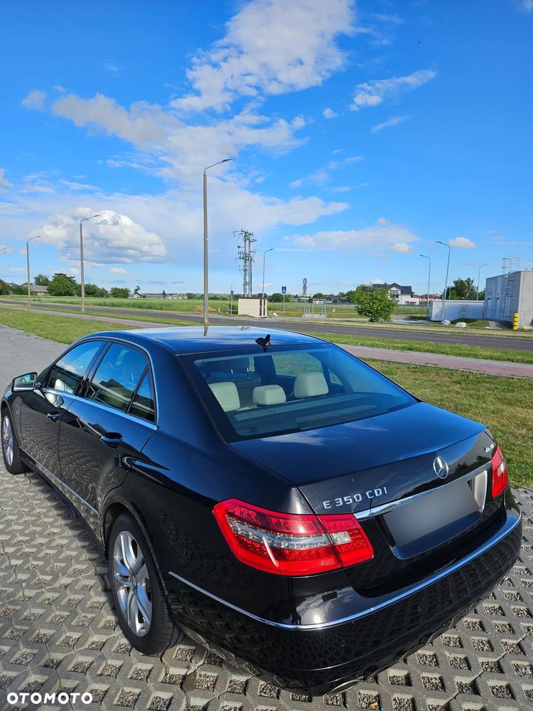 Mercedes-Benz Klasa E 350 CDI 4-Matic - 27