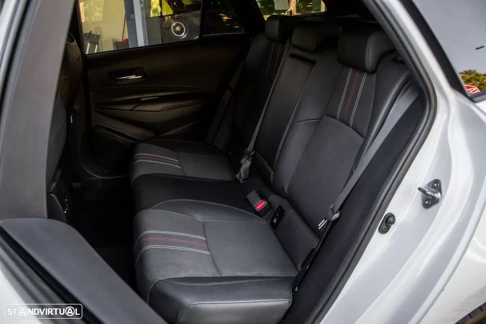 Toyota Corolla Touring Sports 1.8 Hybrid GR-Sport - 29