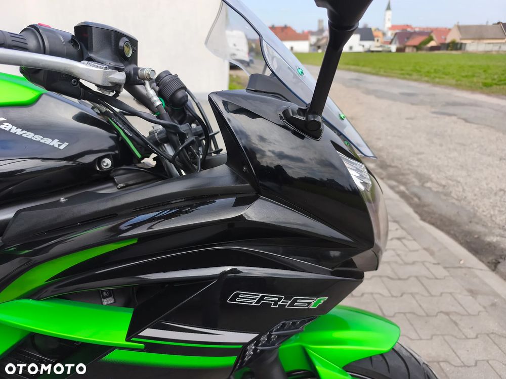 Kawasaki ER - 19