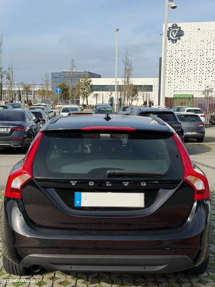 Volvo V60 D2 - 4
