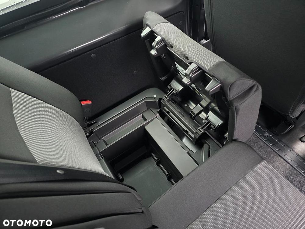 Fiat Scudo 2.2 MJ XL 3,1t (brygadówka) EAT8 - 12