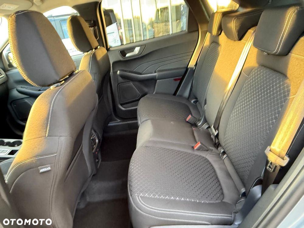Ford Kuga - 20