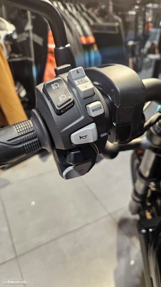 Honda CMX REBEL 1100 DCT - 6