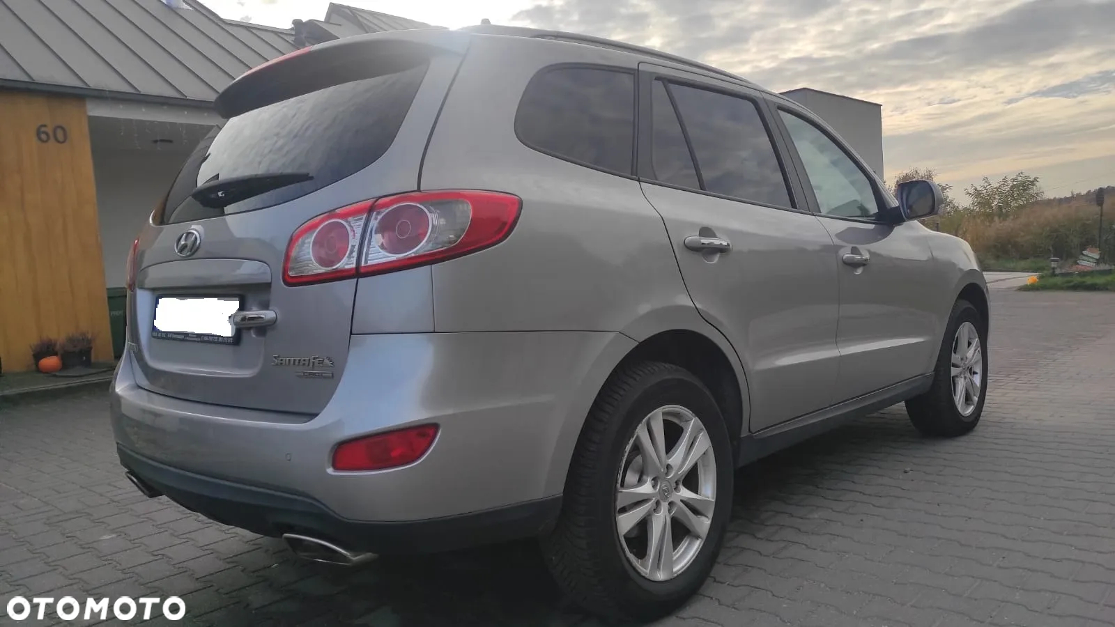 Hyundai Santa Fe - 5