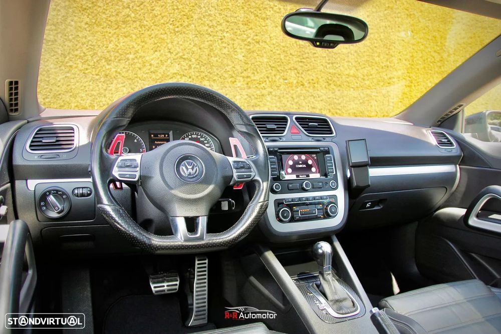 VW Scirocco 2.0 TDI Sport DSG - 30