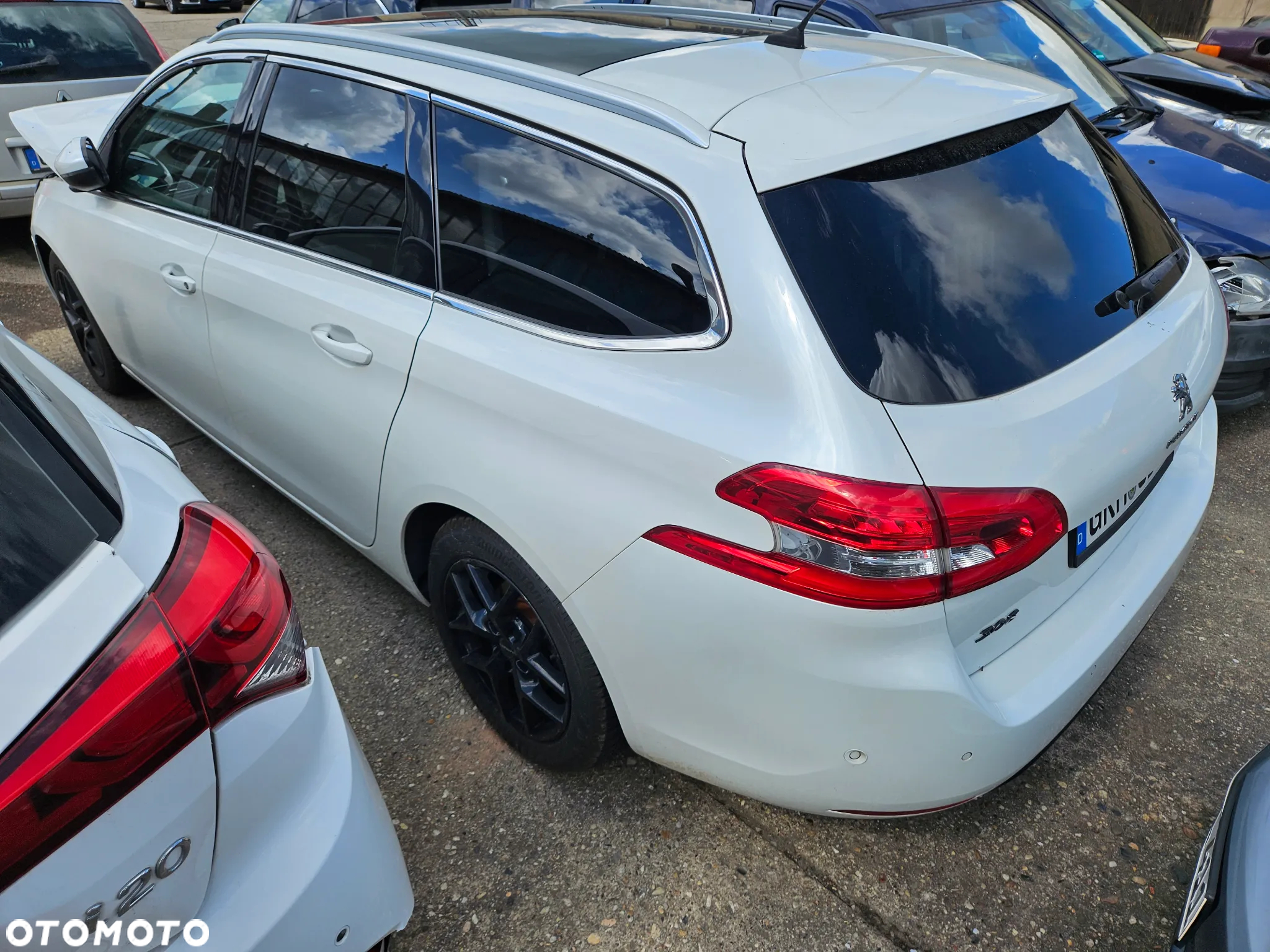Peugeot 308 2.0 BlueHDi Allure S&S - 4