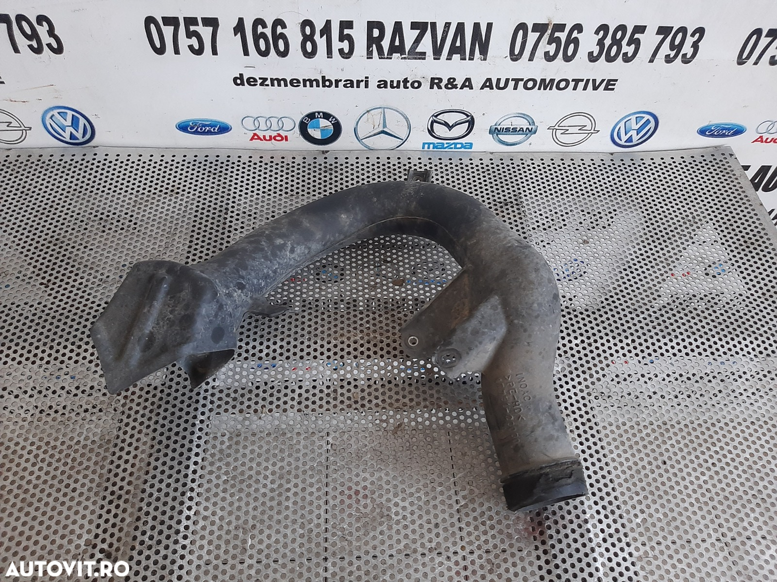 Tubulatura Admisie Aer Toyota Rav 4 2.2 Diesel An 2006-2012 Dezmembrez Toyota Rav 4 2.2 Diesel An 2 - 4